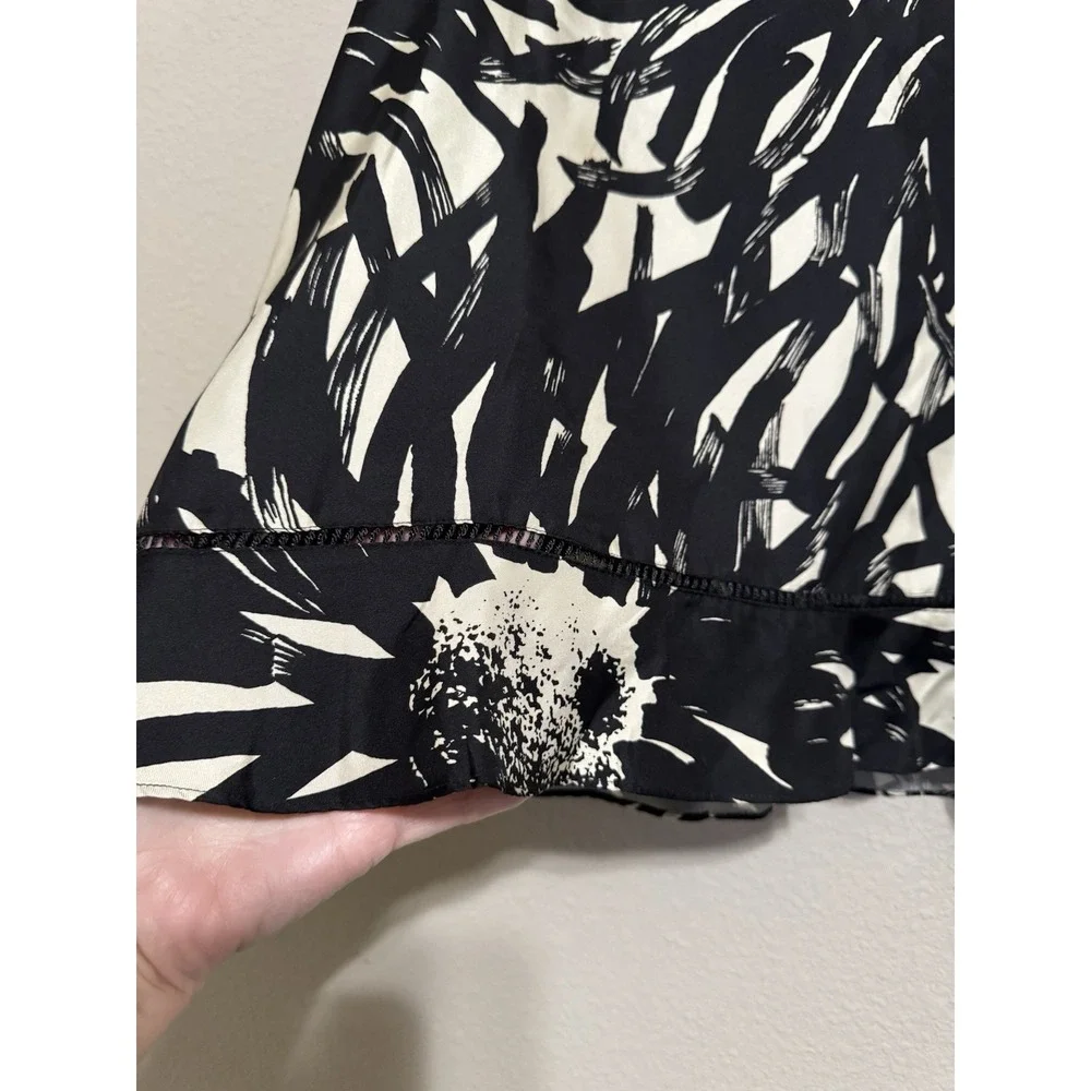 The Limited Silk Skirt Women's Size 4 Black & Cream‎ Floral Geometric Artsy